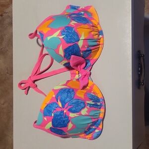 NWOT Aerie 36D swim top